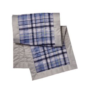 Stock7 Windsor quilted bed runner