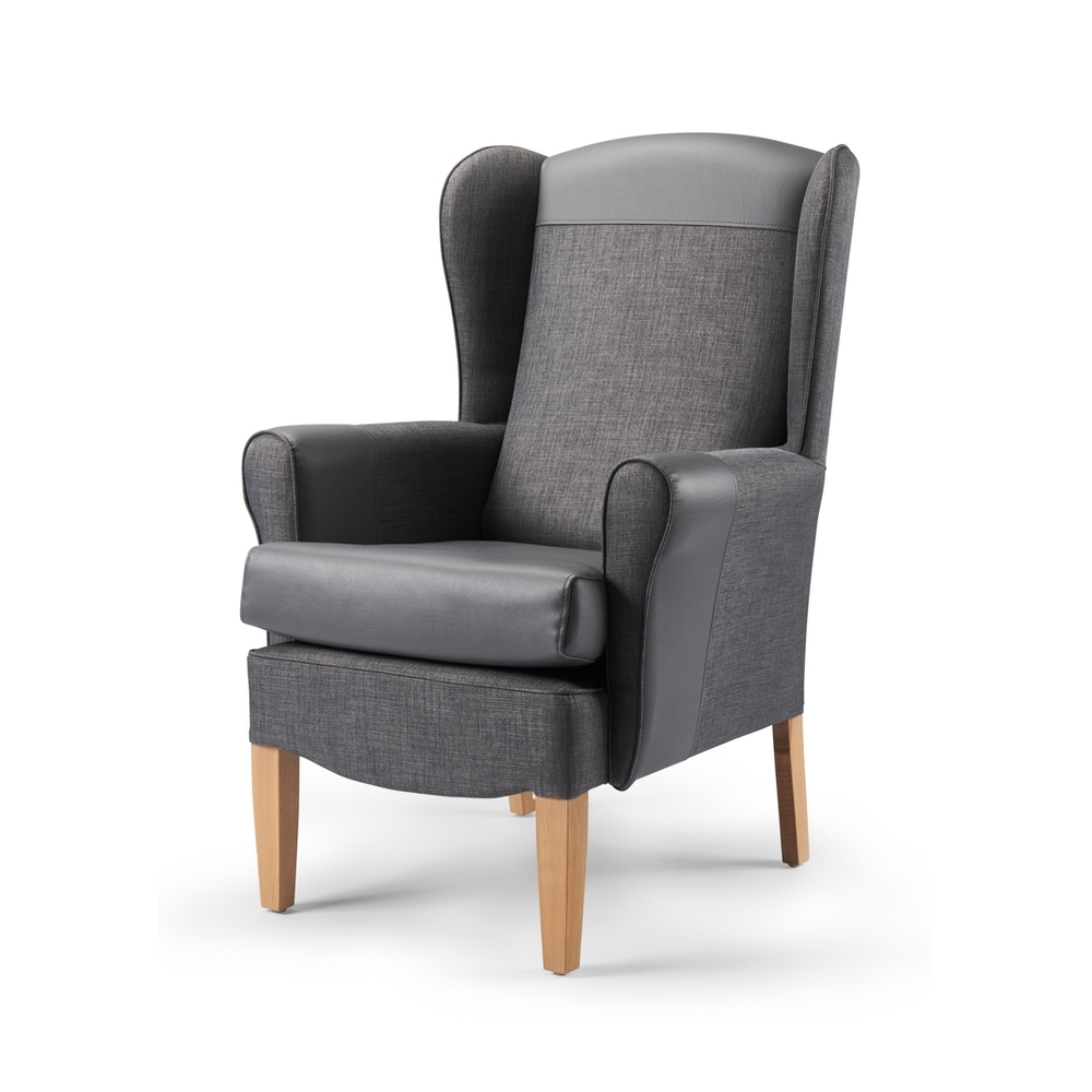 S7 Lounge Chairs